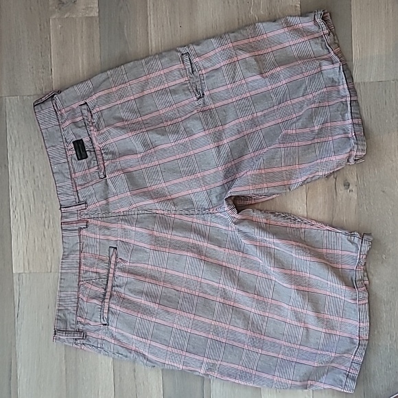 Oakley Men’s Plaid Casual Flat Front Athletic Shorts Size 40 - Picture 5 of 6